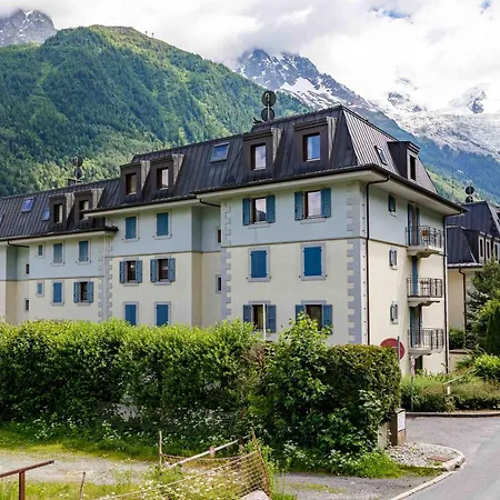 Le Paradis 28 Apartment- Year